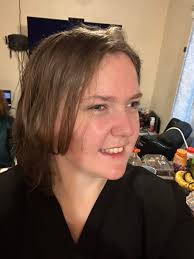 Hey there. Just looking to see what's out there. I'm drawn to honesty and  communication. I'm a people person.￼￼