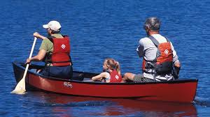 And its sharp entry provides a surprisingly efficient paddling canoe. Old Town Guide 147 160 Canadian Canoes