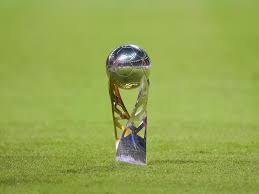 Sie ist 53 zentimeter hoch und 5,5 kilogramm schwer. Supercup Zwischen Bvb Und Fc Bayern In Dortmund Fussball News Nachrichten Und Berichte Weser Kurier