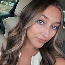 Crystal Blaisdell's Instagram, Twitter & Facebook