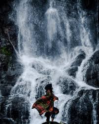 Setelah berjalan beberapa kilometer, anda akan sampai di gerbang kawasan wisata curug cilember. 6 Tempat Wisata Yang Keren Dan Menarik Di Ciamis Pariwisataku