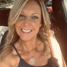 Lesley Browne (@LJBrowne123)