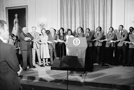 Martin luther king, jr., baptist minister and social activist who led the u.s. Martin Luther King Steckbrief Promi Geburtstage De