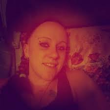 Amanda Rae Gleason (@mandoecommando)