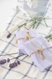 3 видео 136 просмотров обновлен 27 мая 2011 г. Diy Wedding Favors Under 1 This Handmade Lavender Soap Will Wow Your Guest Hydrangea Treehouse