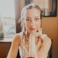 Emma McClellan (emmalee03)