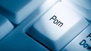 Daftar nama inisial artis cantik indonesia yang terlibat prostitusi online bersama artis aa beredar. Artis Gl Dilaporkan Dengan Pasal Pornografi Dan Uu Ite