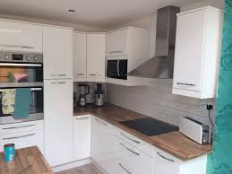 See our large range of temporary kitchens for hire. Remarkable Glossy White Kitchen Cabinets 52 With Additional House Interiors With Glossy Whit White Gloss Kitchen Kitchen Cabinet Interior Best Kitchen Cabinets