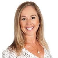 Shannon Beecham's Instagram, Twitter & Facebook