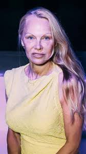 Meghan Markle THREATENED With $10 Million Lawsuit #meghanmarkle  #Princeharry #royalfamily