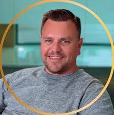 Daniel Pullin's Instagram, Twitter & Facebook