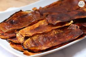 Preparer Du Bacon Vegetal Est Possible Et Facile Avec Peu D Ingredients Decouvrez Vite La Recette A Utiliser Sans Mode Recettes De Cuisine Recette Bacon Lard