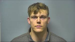 Retail fraud took place an hour ago at Dick's Sporting Goods