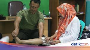 Maybe you would like to learn more about one of these? Terapi Listrik Kapten Tatang Ngehits Di Bogor Begini Cara Kerjanya