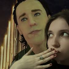 Hiii!!! My name is Abby, I am from Louisville and Im going into UofL as a  Psych major. I have a bunch of hobbies, but my main ones are photography,  drawing, movie