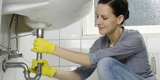 Wenn der abfluss verstopft ist, wird immer wieder als erstes nach einem geeigneten hausmittel gesucht. Abfluss Dicht So Bekommen Sie Verstopfungen Am Besten Behoben Kolner Stadt Anzeiger