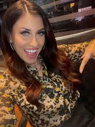 Pittsburgh Steelers fan attending game in Chicago