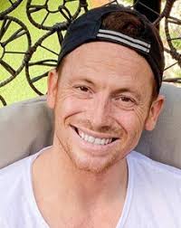 In a world where you can be anything, be kind ✨❤️ @carolineflack. Joe Swash Bio Birthday Wiki Facts Net Worth 2020 Married Wife Stacey Kids Age Height Parents Sister Tv Shows Eastenders I M A Celeb