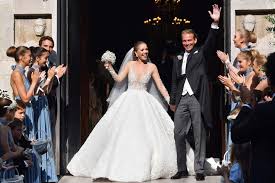 Check spelling or type a new query. Victoria Swarovski Shitstorm Fur 800 000 Euro Brautkleid Gala De