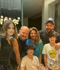 Pyaar hai (2000) for which he. Hrithik Roshan Son Hrehaan Roshan Birthday Photos Sussanne Khan Pinkie Roshan Share Photos As He Turns 15