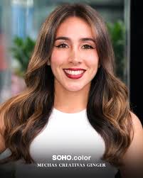 Cuando decimos "Quiero un cambio", nos referimos a 𝗘𝗦𝗧𝗢 🤩👆🏼 Las  𝗺𝗲𝗰𝗵𝗮𝘀 𝗰𝗿𝗲𝗮𝘁𝗶𝘃𝗮𝘀 𝗴𝗶𝗻𝗴𝗲𝗿 son perfectas para esta nueva  temporada y sin salir de la naturalidad 🍂 ¿Te animas a llevarlas?  ⏰¡𝗥𝗲𝘀𝗲𝗿𝘃𝗮