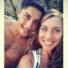 Stream Desirae Weber music