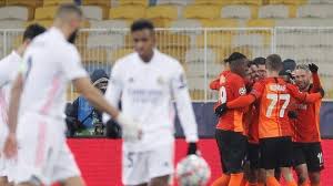 Shakhtar donetsk beat real madrid for the second time this season, this time on home soil thanks to two second half goals from dentinho and manor. L1r50ajby9cedm