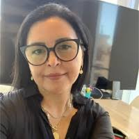 30+ perfiles de «Evelyn Eve»