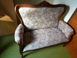Jetzt günstig die wohnung mit gebrauchten möbeln einrichten auf ebay kleinanzeigen. Altes Sofa Chippendale Www Dieschatzkisteimnetz De