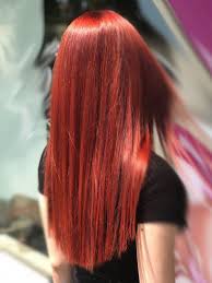 I capelli color rosso intenso sono sensuali e bellissimi, ma a chi stanno bene? Il Miglior Colore Per Capelli Rossi Il Rosso Campari