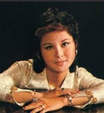 Pearl Chang Ling (張玲)