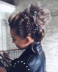Beautiful Hair Perfect For A Wedding Or Festival Done By Tonyastylist Haar Styling Hochzeitsfrisuren Frisuren Abschlussball