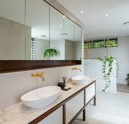 kim duffin for sublime luxury kitchens