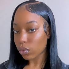 Leslie Escobar's Instagram, Twitter & Facebook