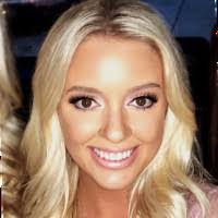 Chelsea Dunn's Instagram, Twitter & Facebook