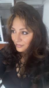 Veronica Iglesias's Instagram, Twitter & Facebook