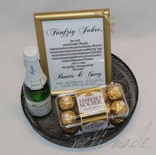 Ihr habt so viel erreicht, dass eure ehe nun ist. Meine Lieben Nachbarn Haben Goldene Hochzeit Gefeiert Und Eine Aufmerksamkeit Muss Sein Geschenke Zur Goldenen Hochzeit Goldene Hochzeit Bilderrahmen Hochzeit