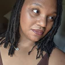 Which one are you grabbing? As for me, gimme the ribs, tips if you have  them 🤣 The grill is cold over here so I'll be accepting plates all day.  Just drop