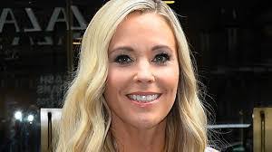 Beatriz Paul's Instagram, Twitter & Facebook