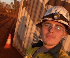 Daniel Riding's Instagram, Twitter & Facebook