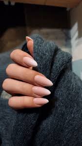 Pin Von Annalie Harris Auf Nails Mandelnagel Winter Nagel Herbst Nagellack