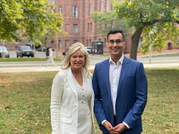 Crombie Wants To Lead A Centrist Ontario Liberal Party That Is No More |  Toronto Sun