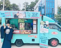 Persahabatan yeo jin goo dengan jungkook bts terbentuk lewat perkenalan dari teman mutual. Moonlight Drawn By Clouds Bts Making 6 Food Truck By Yeo Jin Goo Eukybear Dramas