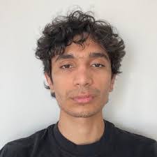 Stephanie Dunning's Instagram, Twitter & Facebook