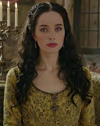 𝐏𝐚𝐦 𝐁𝐨𝐥𝐭𝐨𝐧🥀