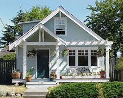 Classic Home Designs Simple Traditional Classic Front Porch Design Tropical Porch Classic Front Porch De Front Porch Design Porch Design Front Porch Pergola