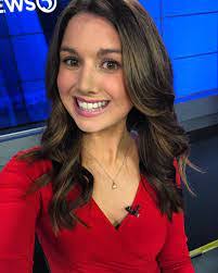 Caitlin Merry's Instagram, Twitter & Facebook