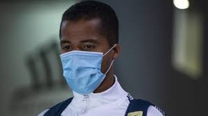 Giovani dos santos has a hole in his leg. Miguel Herrera Explains Why Giovani Dos Santos Didn T Reach His Full Potential As Com