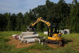 The cat 308e2 mini hydraulic excavator provides a mix of performance, durability and versatility wrapped up into a compact package. 305e2 Cr Peterson Cat