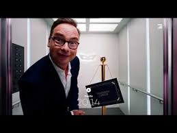 Photo series with 10 pictures. Download Masked Singer 20 October 2020 Mp4 Mp3 3gp Mp4 Mp3 Daily Movies Hub